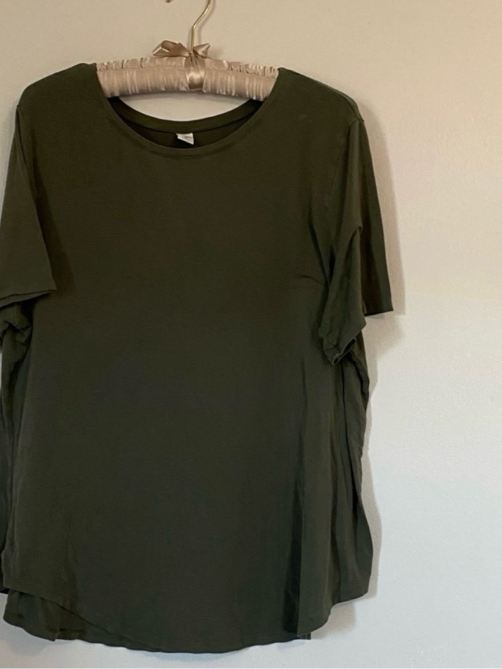 Old Navy Olive Green Short Sleeve Crew Neck Tee